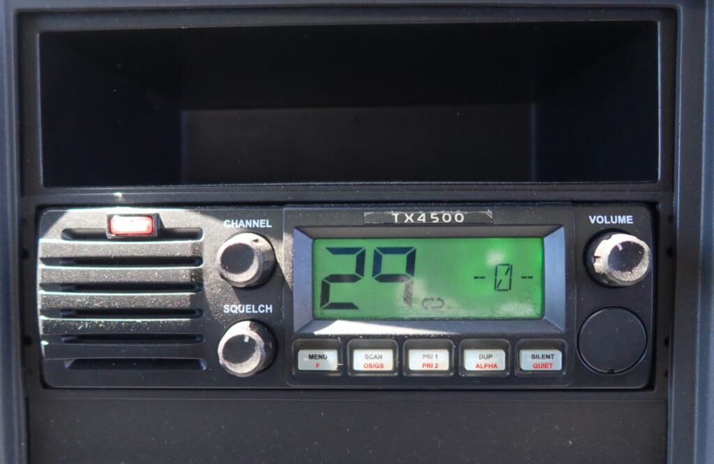 2021 Isuzu FSR 140-260 Auto - CURTAINSIDE TRUCK WITH TAILGATE LOADER image 18