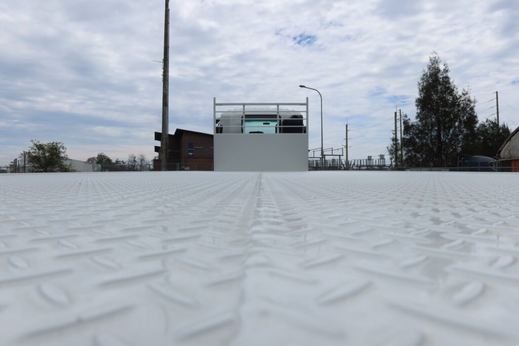 2025 Isuzu FYJ 300-350 AUTO (8x4) - TRAY TRUCK image 5