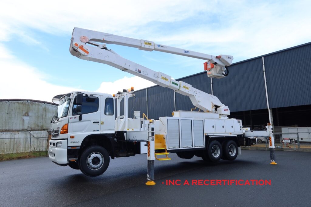 2014 Hino 500 Series - FM 2630 Auto 6x4 - ELEVATING WORK PLATFORM TRUCK