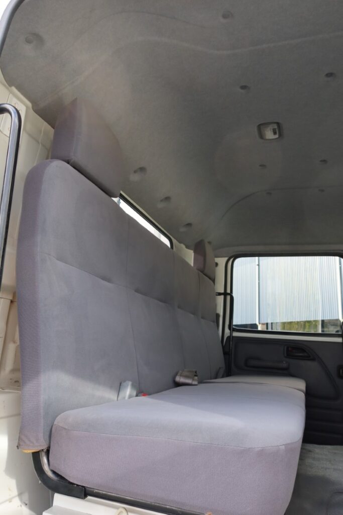 2016 Isuzu FTS 139-260 4x4 Crew Cab AUTO - SERVICE TRUCK image 9