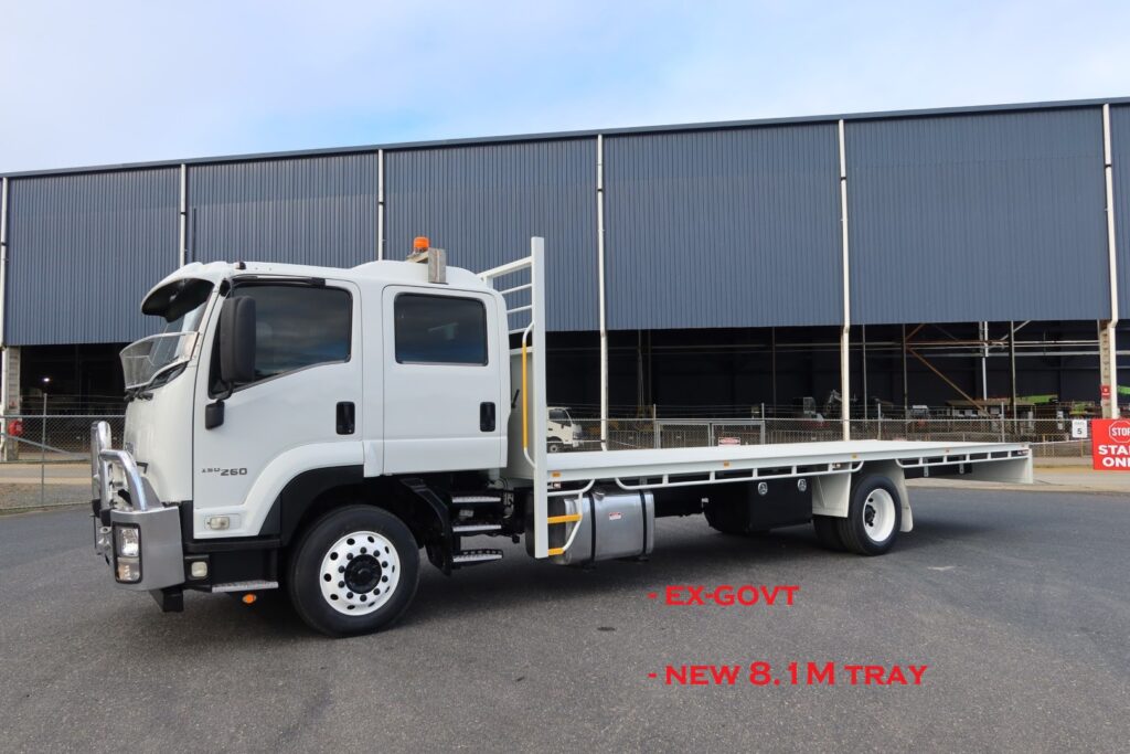 2018 Isuzu FTR 150-260 Crew Cab - TRAY TRUCK