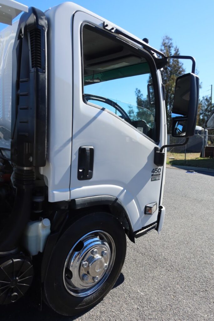 2015 Isuzu NQR 450 MWB AMT Auto - WEST-TRANS DS40s SKIP-BIN LIFTER image 11