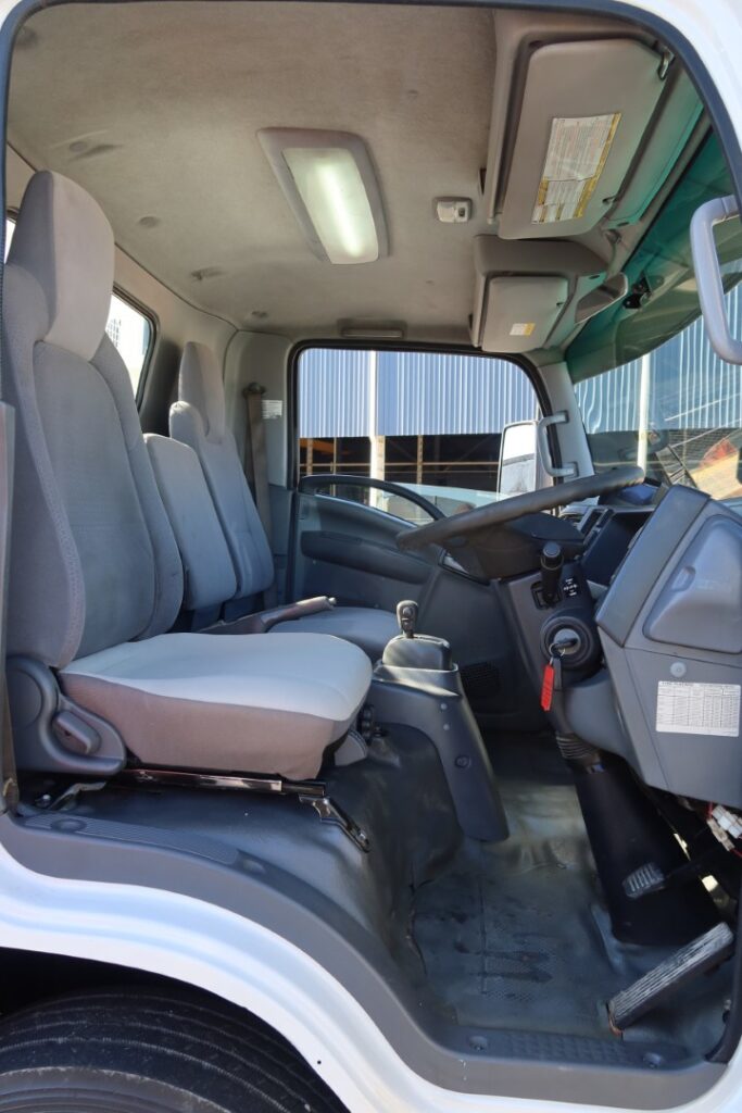 2015 Isuzu NQR 450 MWB AMT Auto - WEST-TRANS DS40s SKIP-BIN LIFTER image 18