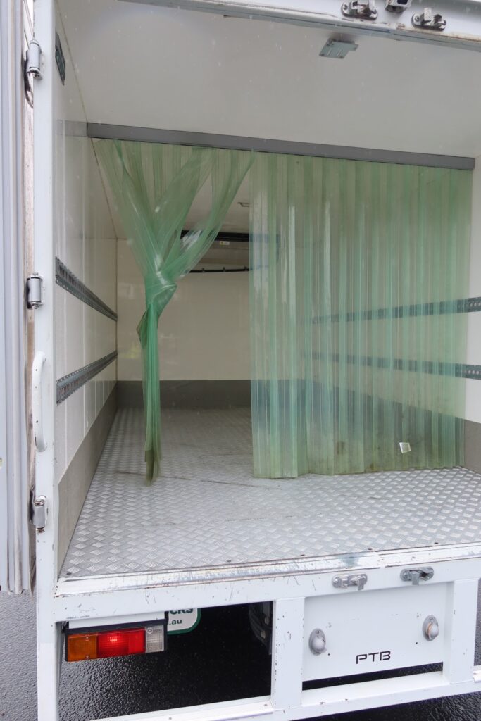 2019 Fuso Canter FE 515 AMT Auto - REFRIGERATED TRUCK image 7