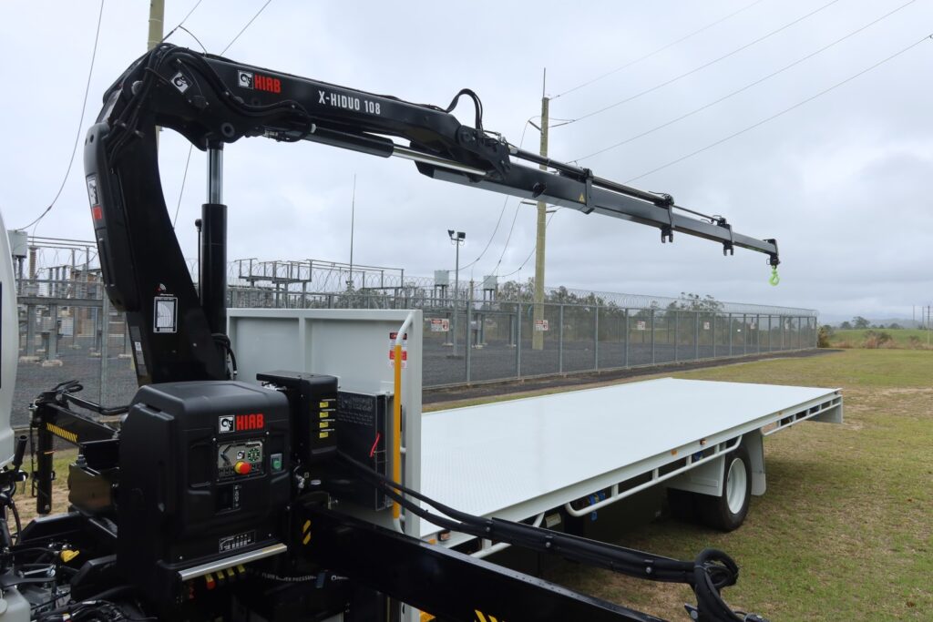 2026 Isuzu FSR 140/120 ­260 AT R66 AUTO - CRANE TRUCK image 5