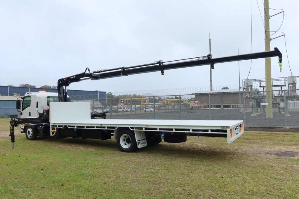 2026 Isuzu FSR 140/120 ­260 AT R66 AUTO - CRANE TRUCK image 8