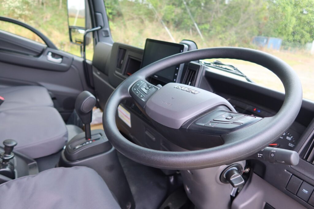 2026 Isuzu FSR 140/120 ­260 AT R66 AUTO - CRANE TRUCK image 22